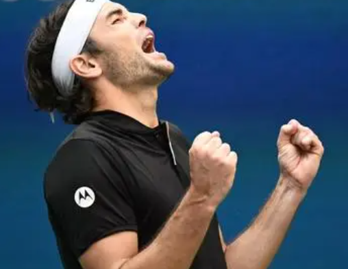 美网绝杀法网，辛纳扛起全队