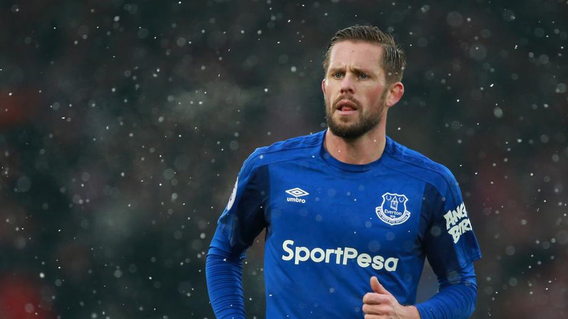 库里爆发之夜，凯尔特人压哨绝杀，宿敌剧本为何总在重演？